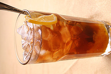 差差差：当赛车游戏放弃拟真，玩家为何痛骂却停不下来-3