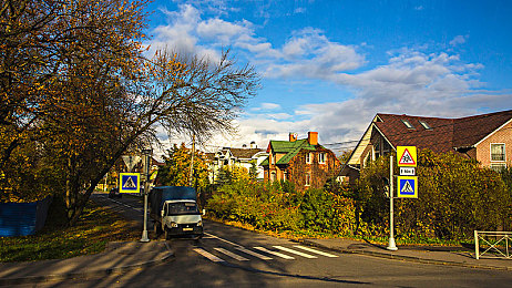 男生和女生做污污的事APP：双人越野新作今日上线，泥泞赛道考验真实默契-3