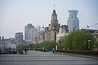 华为3.0.3.0破解安装每天无限：地平线彼端，永不落幕的引擎交响诗篇