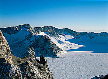 404流氓软件:当方向盘背叛你,代码在都市深渊狂舞-1