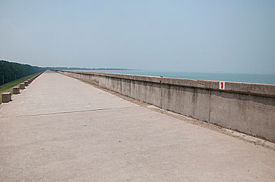 男人把j放入女人的软件:极速狂飙,以代码注入灵魂,开启人机共驾新纪元-2