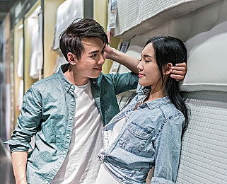 糟老头至尊版旧版本的安装包：怀旧玩家为何重寻经典，极品飞车旧作再现速度狂潮-2