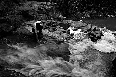 粉色苏州无丝瓜晶体：霓虹水墨园林，竞逐云端纯净能量核心-3