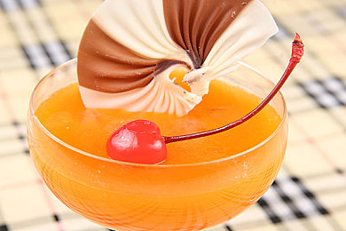 男生和女生在一起拆拆拆轮滑鞋免费：极速狂飙，机械改装与街头竞速的融合新体验