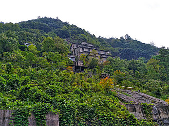 国产AV秘 天美传媒：极速幻影，霓虹密影中的叙事竞速之旅-4