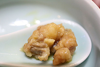 XAX MANTA UZUN HAYA歌曲中文版:霓虹律动,疾驰于电子节拍的未来赛道-2