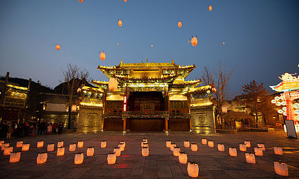 安徽乱子伦视频国产：国产竞速新作极速徽风今日上线，动态事件系统颠覆传统赛道体验