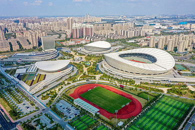 2024黄色软件：极速幻光驾驭光线，视觉革命引领竞速新纪元-2