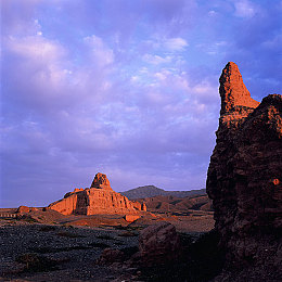 吃瓜短视频热门事件：《极限竞速：地平线5》引爆短视频，开放世界竞速游戏成流量新宠-2