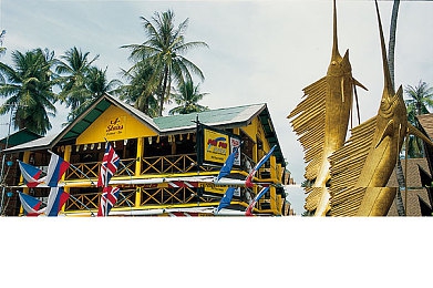 榴莲视频污污污：硬核驾驶模拟新作上线，真实物理让赛车失控打滑引热议-2