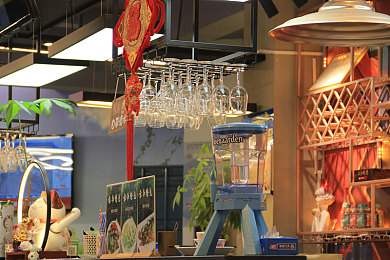 oppo3.0.3每天无限次破解版：都市竞速无限挑战，破解版背后的极速狂飙盛宴