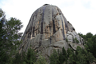 黄色免费的视频网站：墨西哥沙海，落日熔金，驰骋无界-2