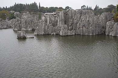 男生和女生一起插插插的app：双人协作改装工坊，虚拟车库创意之旅-2