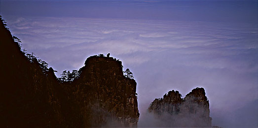 婷婷综合网 性：极速纪元中征服螺旋回廊的终极试炼之旅-4