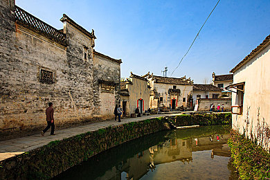 老师让我爽：驾驭机械艺术，在严师指导下征服极限赛道-2