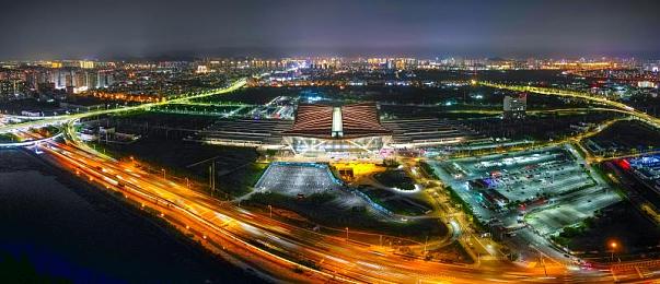 国产区亚洲区：东方竞速新纪元，本土引擎与多弯赛道征服指南-3