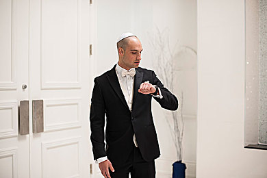 火影18家 动漫：疾风赛道疾驰，家族忍术点燃竞速新对决-4