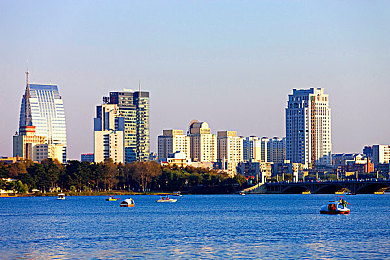 明星换脸淫梦赵丽颖在线：虚拟偶像赛车新作登场，自定义形象驰骋星际赛道