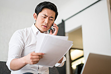 泰国男男暴菊vs无套：街头争锋曼谷夜幕上线，精准操控与极限激进战术巅峰对决-3