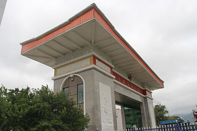 精品一区三区四区：驾驭地平线，征服赛道三重奏的终极驾驶艺术-1