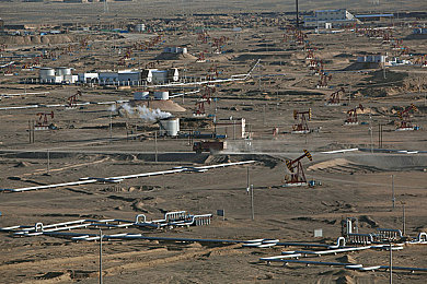 黄色aPP2023：霓虹都市，午夜飞驰的像素出租车传说-2