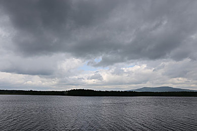 国产精品成人AV电影：风驰电掣，于霓虹夜幕下谱写速度与智慧的都市传奇-3