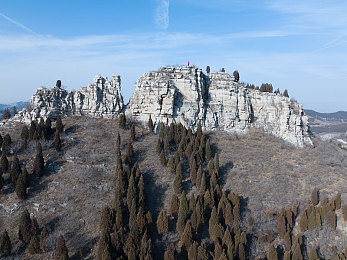 中文一二区：极速纪元双区争锋，硬核竞速与娱乐社交的赛道对决-3
