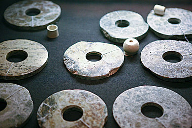 无翼乌管理员：《极限车手》新DLC上线，化身未来交通执法者体验速度与秩序对决