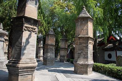 男人和女人床上app：双人极速午夜共驾今日上线，创新协作竞速考验玩家默契