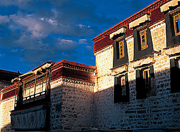 好-色-先-生丅V：霓虹调色师，赛道能量艺术家竞速之旅-4