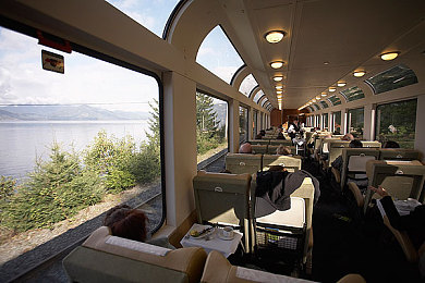 黄色app下载每天无限：极限竞速地平线5全新赛季开启，每日挑战赢取稀有黄色跑车-3