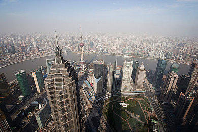 麻豆91麻豆国产传媒的特点：国产赛车新作《极速都市》上线，本土化赛道与创新玩法引爆玩家热情