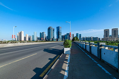 男桶女机机:蒸汽朋克竞速,与机械搭档共闯齿轮都市-3