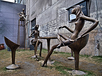 黄网app：极速编织者，动态网格赛道重塑竞速艺术-2