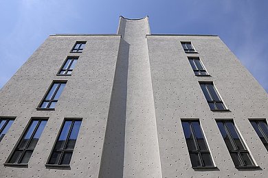 美女脱光了的视频软件：虚拟现实赛车新作发布，幻影编辑器颠覆车辆自定义体验-3