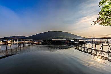 免费十大禁止安装应用:暗夜狂飙改装指南,避开这些陷阱打造冠军座驾-2