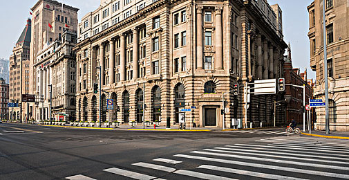 伦理aV:疾驰未来都市,你的方向盘上载满道德抉择-2