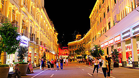 欧洲成人一区二区三区：拟真赛车新手指南，从入门到精通的完整进阶路线揭秘-2