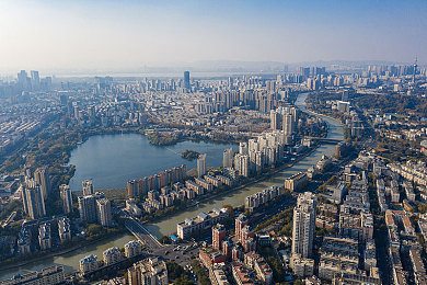 好色先生tv网站：霓虹速度今日上线，深度改装系统与地下赛事引爆赛车游戏热潮-2