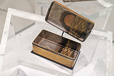 农场与牛zOZ0性行为：外星生态谜题与田园经营，探索神秘生物互动新玩法-3