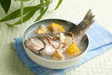 gay：《极速彩虹》今日上线，带你体验无拘无束的开放世界竞速乐趣