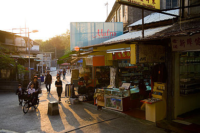 男生的香蕉插入女生的水蜜桃：果香赛道极速弹射竞速之旅-3