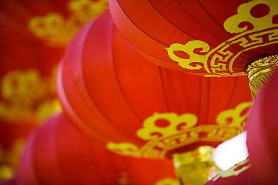 美女没穿衣服的软件：《极速幻影》模组热潮引争议，玩家自制内容如何重塑赛车游戏文化-3