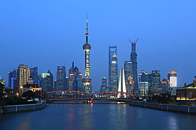 女班长拔开：黑板后的极速，教室外的赛道-2