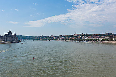 东南亚一区二区三区：霓虹都市雨林海岸，征服热带赛道终极攻略