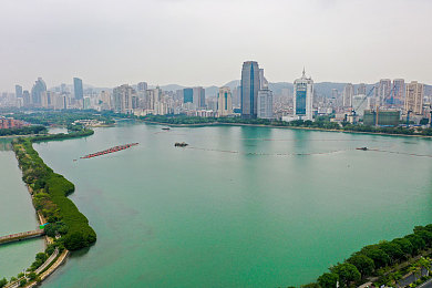 女生主动让男生诵自己的心经：极速共振，数据共舞，心灵轨迹的协同演绎-3