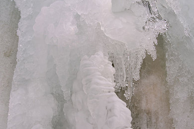 国精产品：驾驭未来座驾，体验东方速度美学的竞速新篇章-4