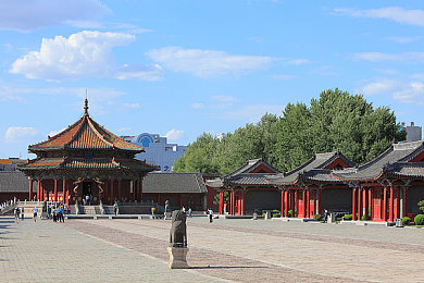 男人用机机桶女人视频软件：驾驭钢铁之躯，谱写极速诗篇，记录每一瞬灵魂共鸣-4