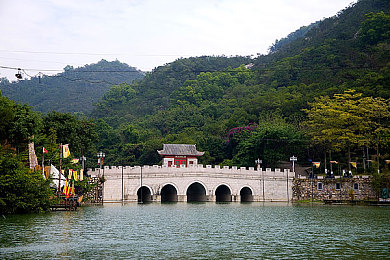 十大黄应用:极速狂飙,掌握赛道生存法则,成为弯道掌控者-3