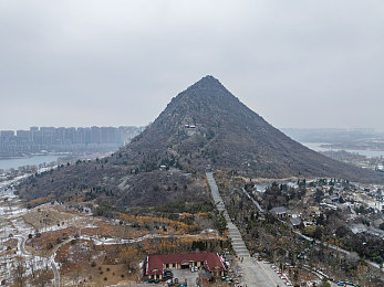 桃一区二区：霓虹花径，双生赛道传奇竞速之旅-4